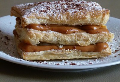 Milhojas rellena de dulce de leche milhoja de dulce de leche