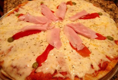 Pizza de Jamón y Morrones pizza jamon y morrones