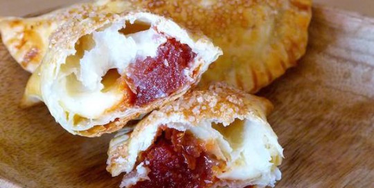 Empanadas de Queso y Membrillo Empanada de membrillo