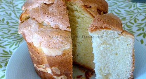 Pan dulce con naranjas confitadas y glaseado de almendras pan dulce de almendras