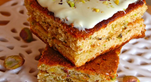 Brownies de chocolate blanco y pistachos Brownie de chocolate blanco y pistachos,