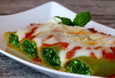 Canelones de espinaca y ricota. canelones de ricota y espinacas