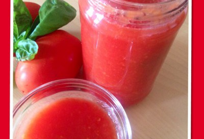 Salsa de tomate en conserva salsa de tomate casera