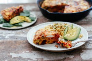 Tortilla italiana con remolacha y calabacín