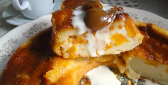 Budín de pan con manzanas