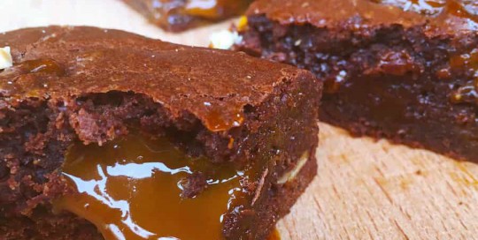 Brownie rápido con Dulce de Leche Brownie con Dulce de Leche