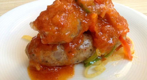 chorizos a la pomarola