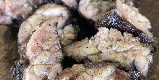 Mollejas al vino tinto "Receta de @Asandoando" mollejitas al vino tinto