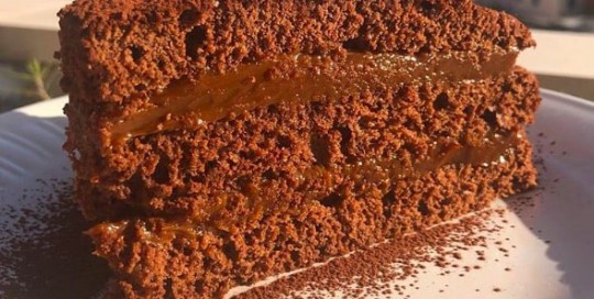 Torta de Chocolate rellena de dulce de leche torta de chocolate rellena de dulce de leche