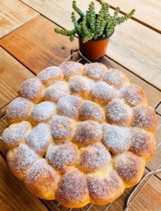 mini pancitos rellenos de crema pastelera