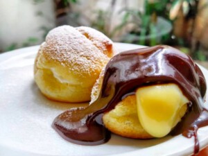 profiteroles