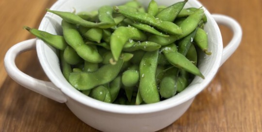 Edamame: un snack saludable y versátil Gc19UNQWEAEaRT1