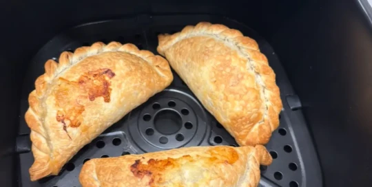 Empanadas de carne cocinadas en Airfryer Empanadas en Airfryer